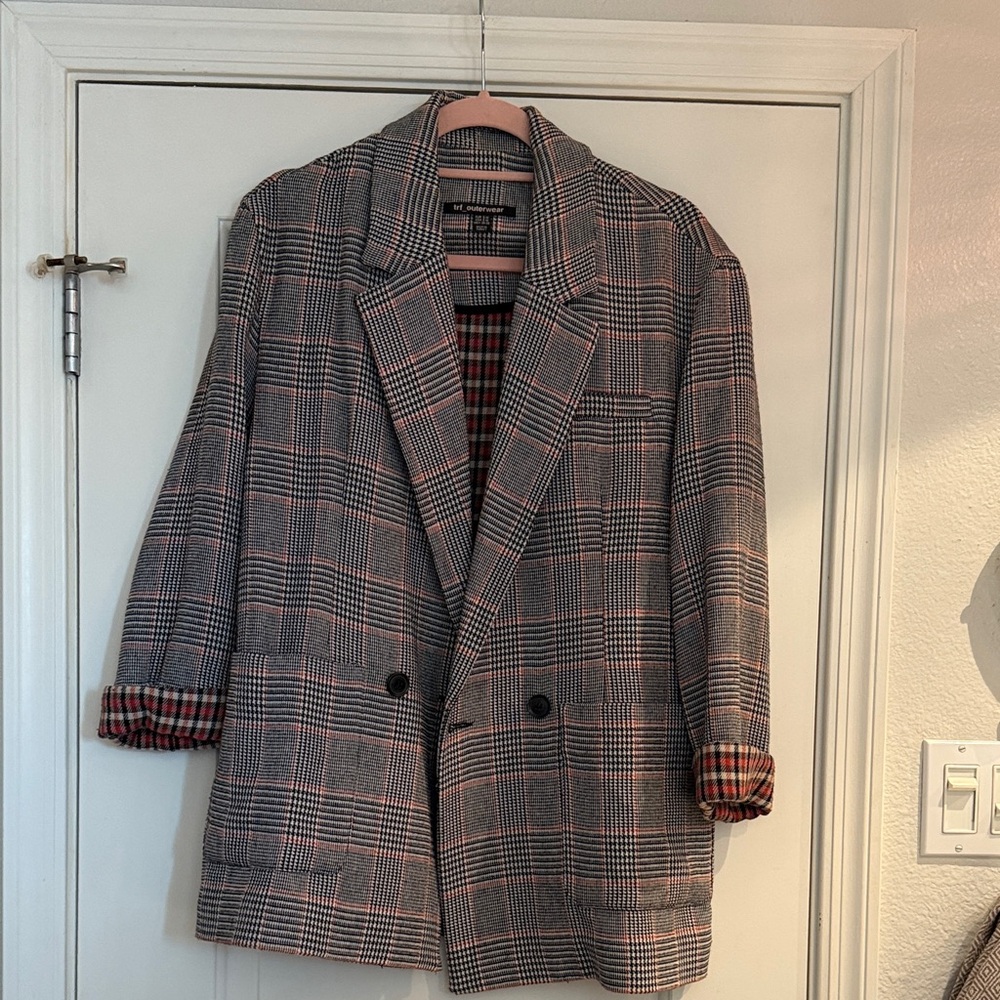 Sophisticated Black and Gray Plaid Men's Blazer